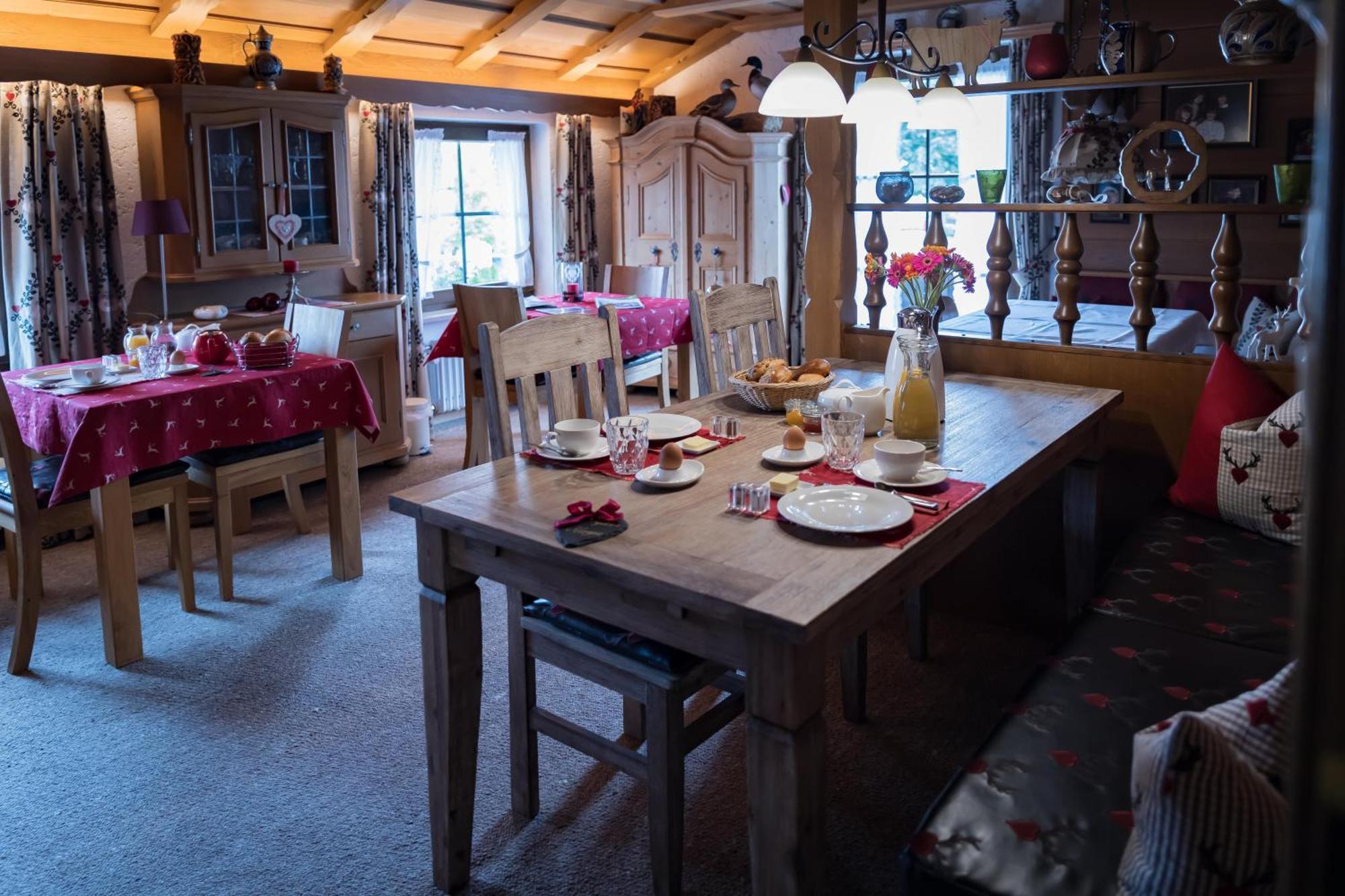 Gaestehaus Sattlerhof Bernau am Chiemsee Eksteriør bilde
