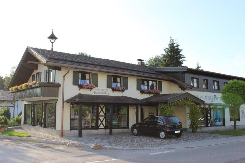 Gaestehaus Sattlerhof Bernau am Chiemsee Eksteriør bilde